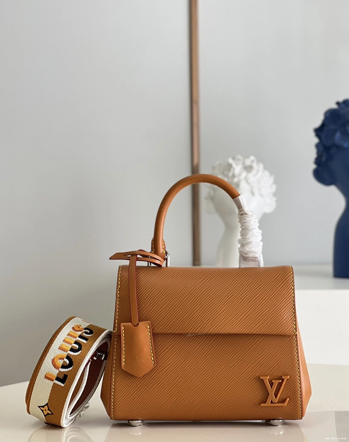 Aaa replica bags MINI LOUIS CLUNY VUITTON 0708